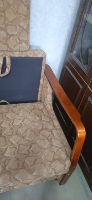 Кресло-кровать подлокотники откручиваются