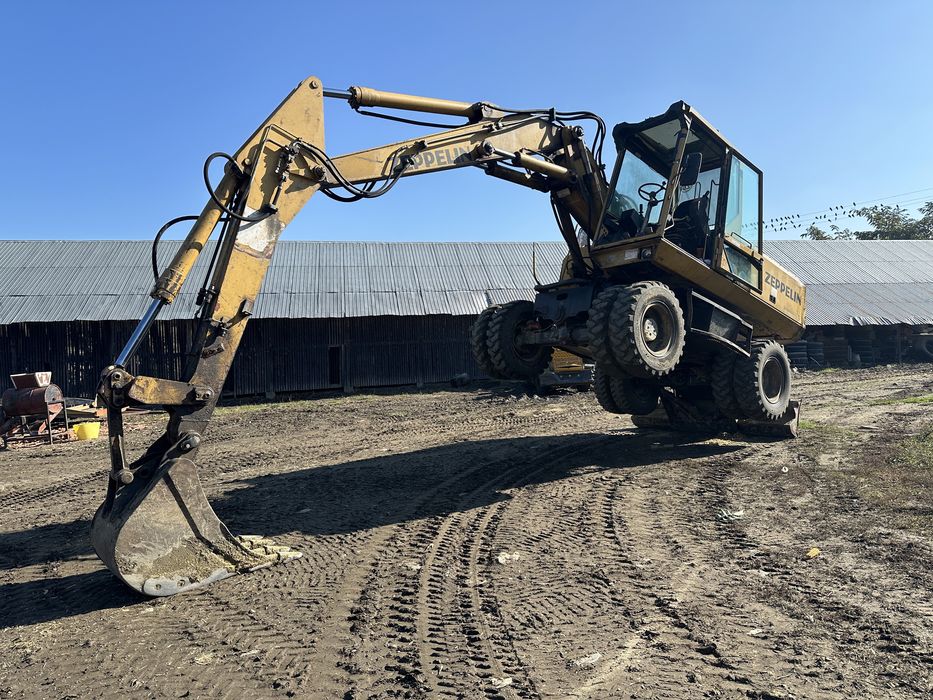 Vand Excavator pe roti Zeppelin ZM15