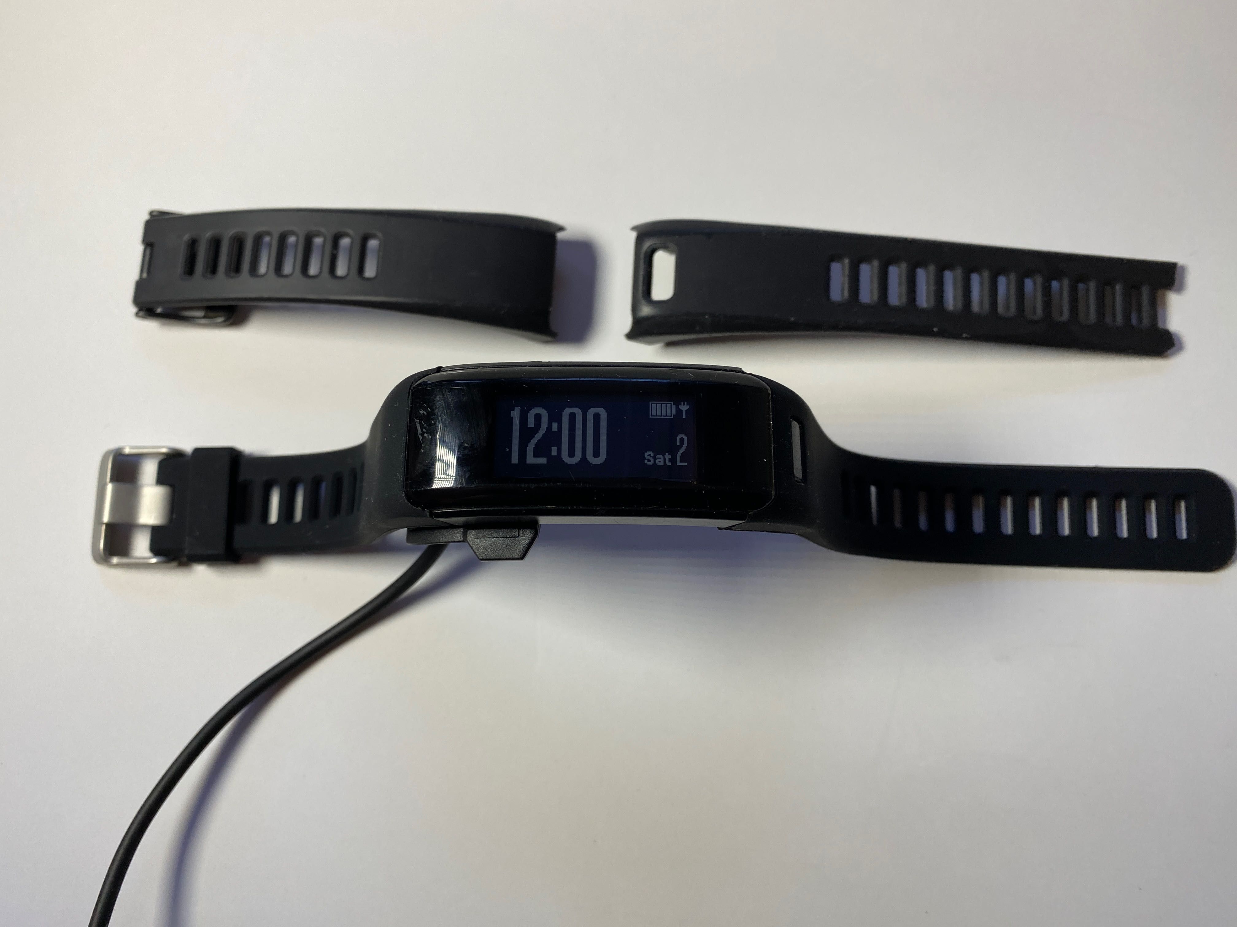Фитнес гривна Garmin VivoSmart HR