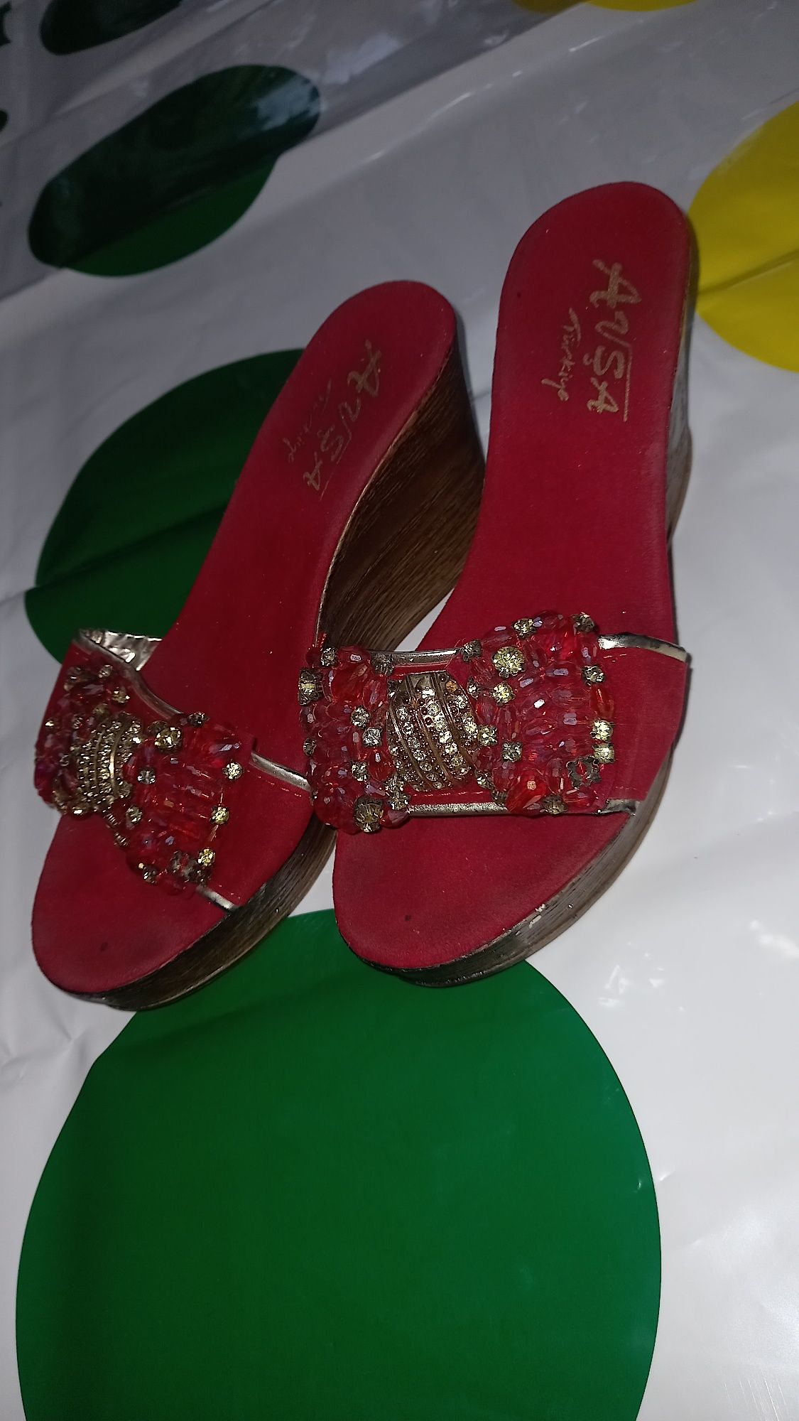 Tufli i tapuchki 39 37 36 razmer