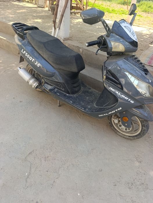 Skutr   realmoto.