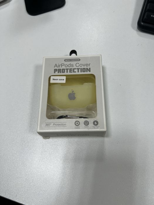 Неоновый чехол для  Apple AirPods