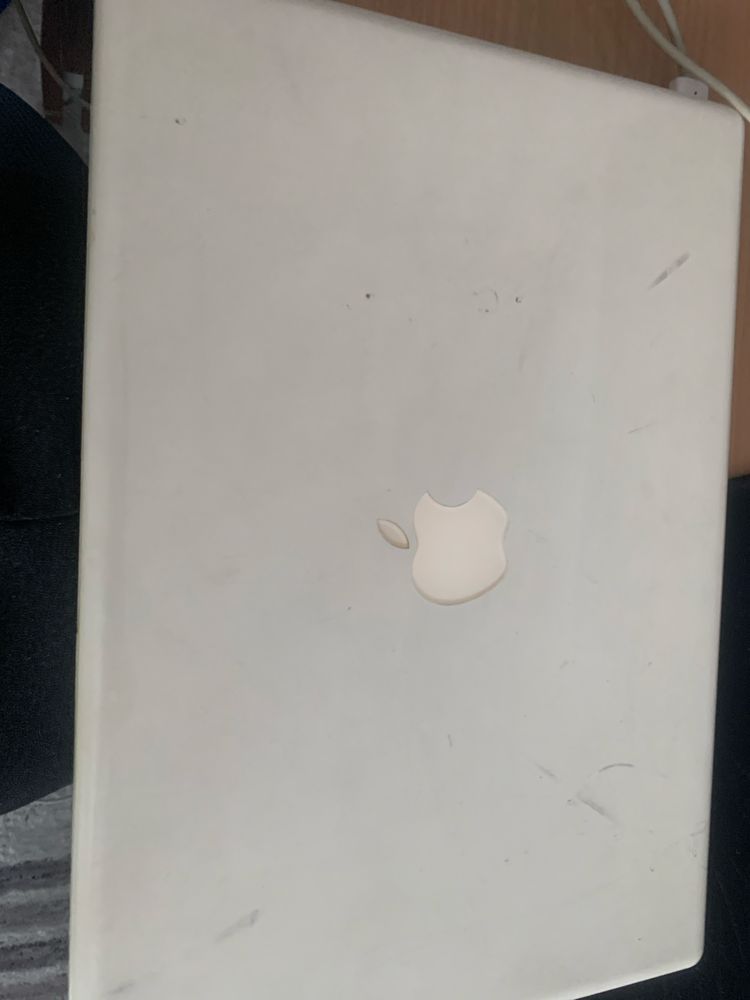 Macbook vechi mac os x nu merge click prea bine