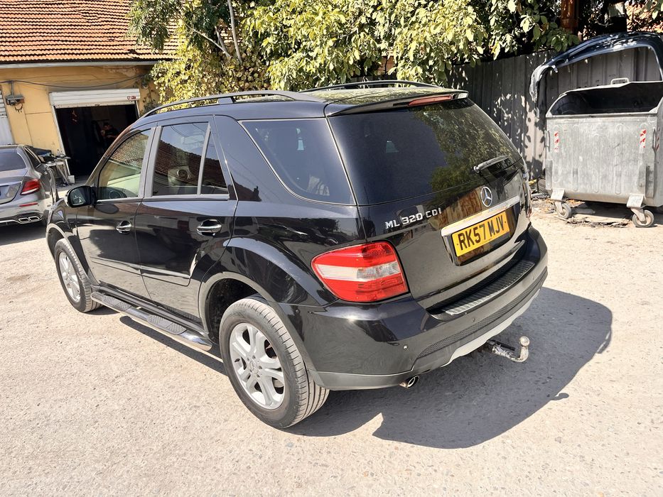 Степенки Mercedes ML W164 / Прагове