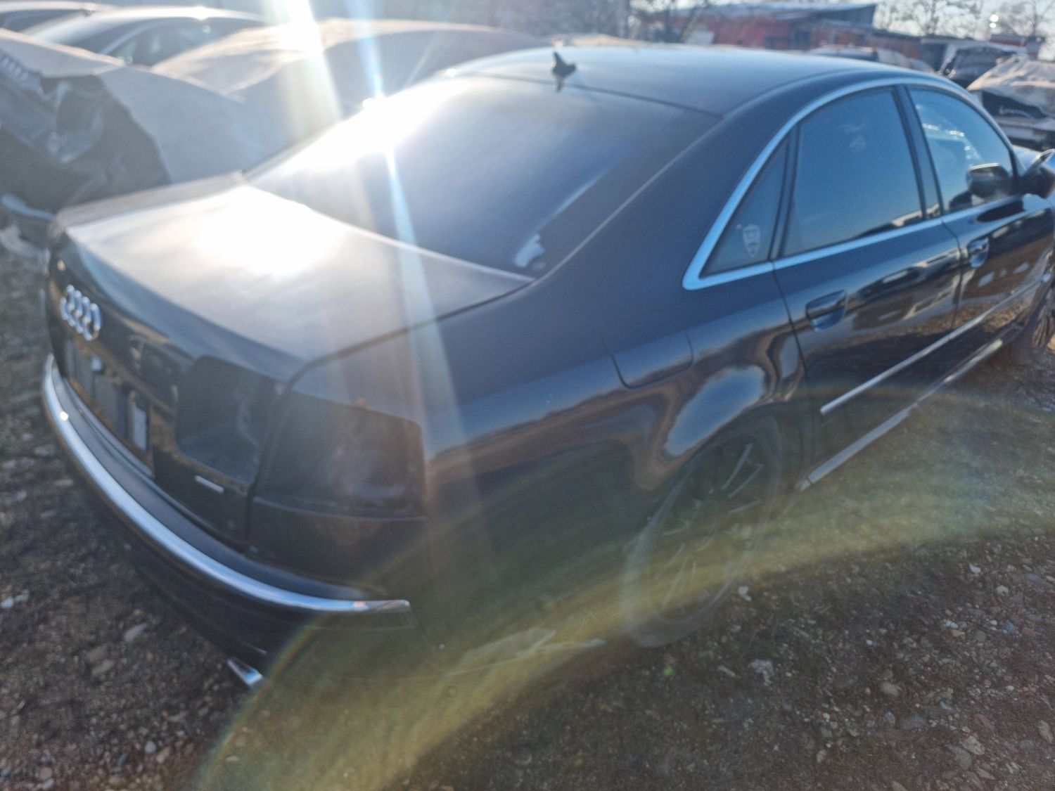 На части Ауди А8 4.0TDI 2005 275кс алкантара Audi A8