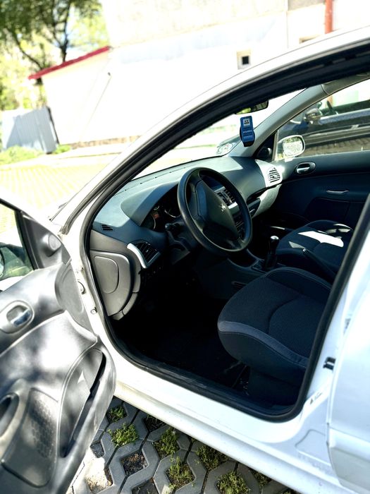 Vand peugeot 206- plus 1.4 i
