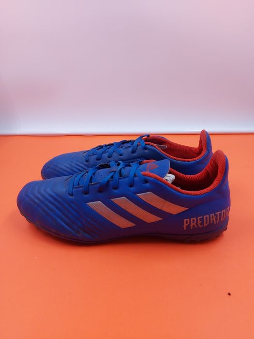 Adidas Predator 19.4 номер 44 Оригинални футболни стоножки