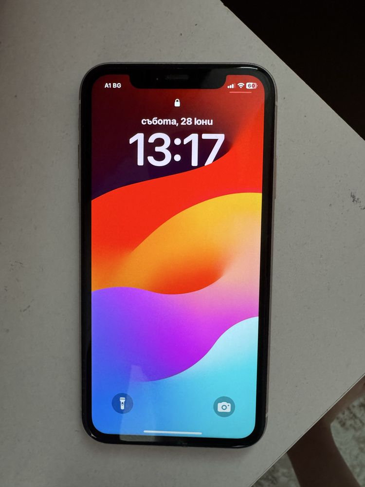 Продавам iphone 11