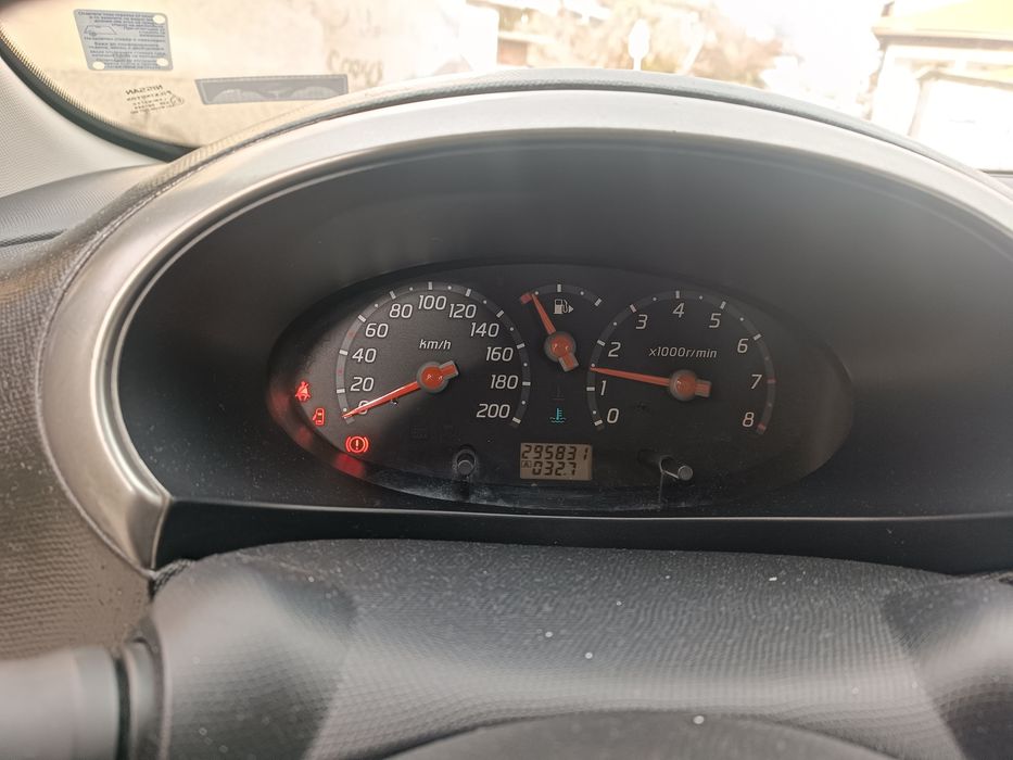 Нисан Микра К12 2004г бензин 1.4