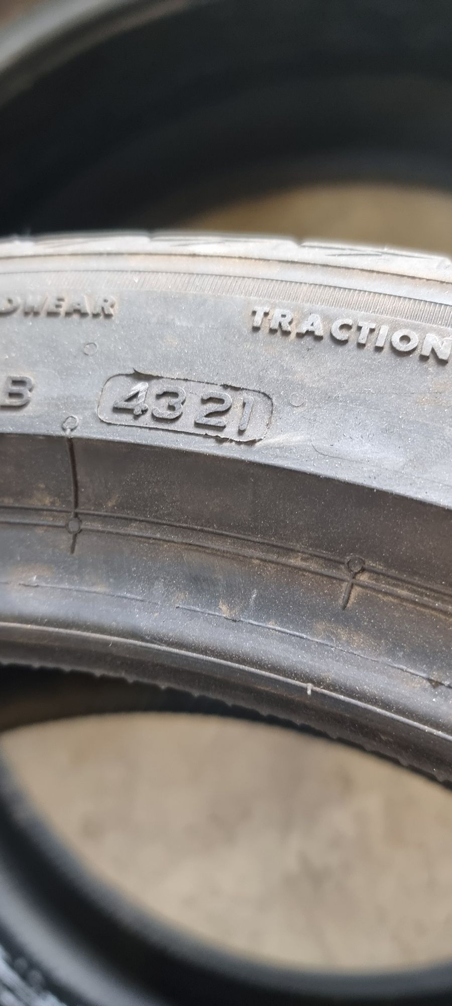2бр 235/45/21 Bridgestone (2021)