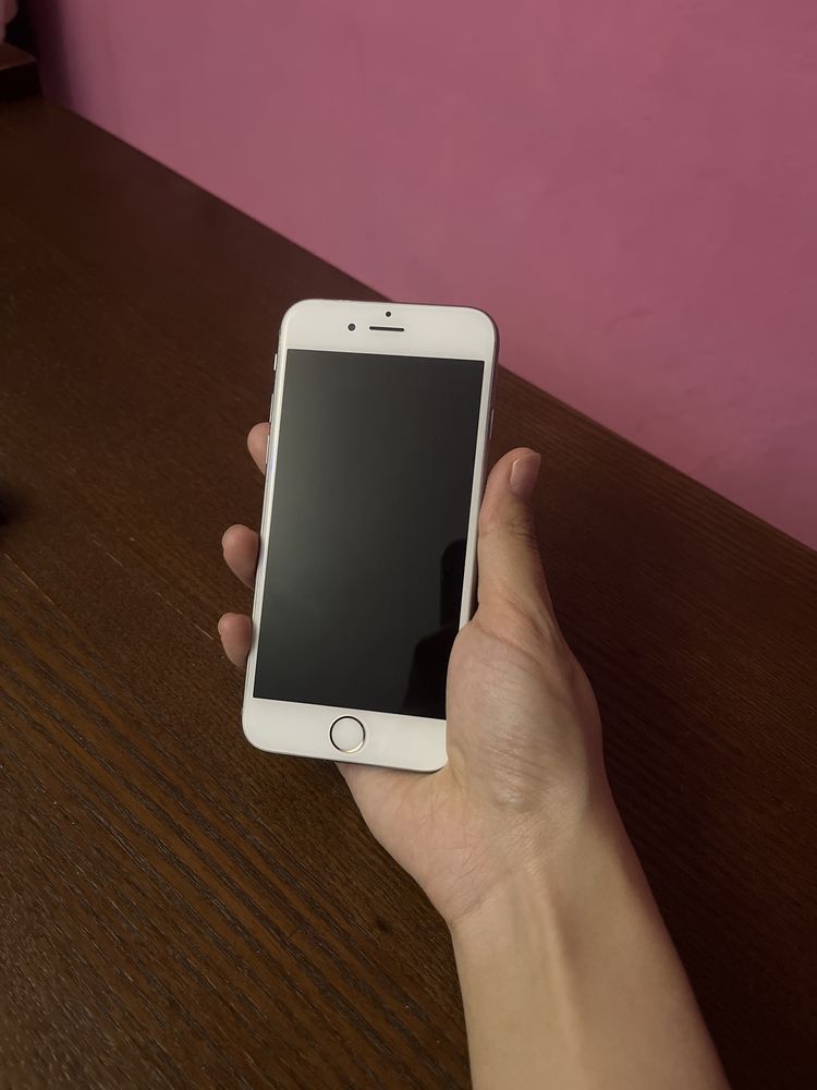 Продается телефон iPhone 6