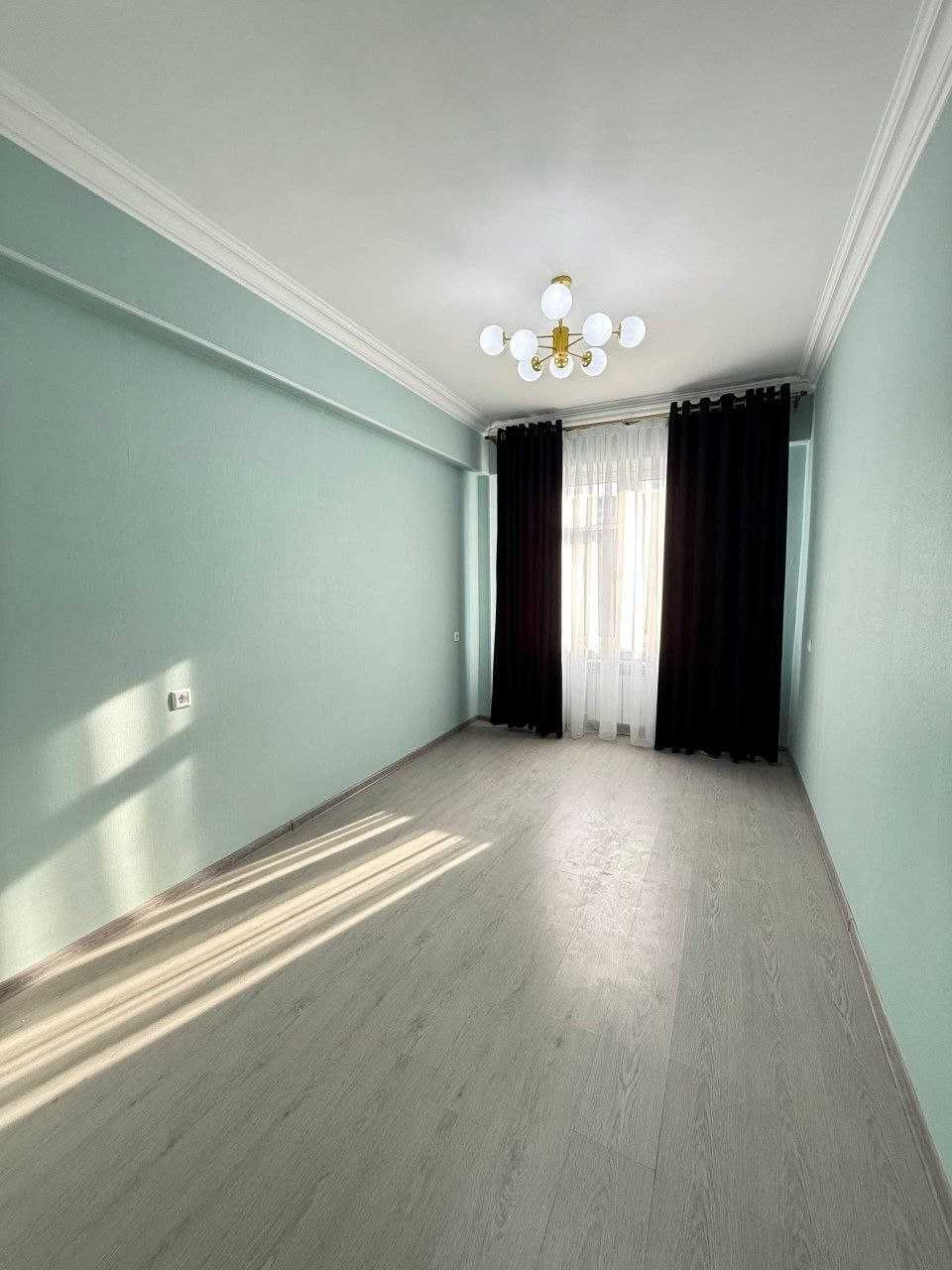 V1518 ПРОДАЕТСЯ 2/4/7 на: Юнусабад 18  Ор.р:Перекрёсток сайрам 56м2