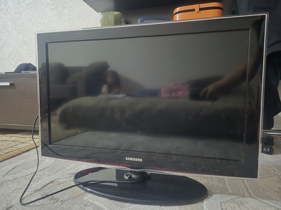 Продам телевизор Samsung