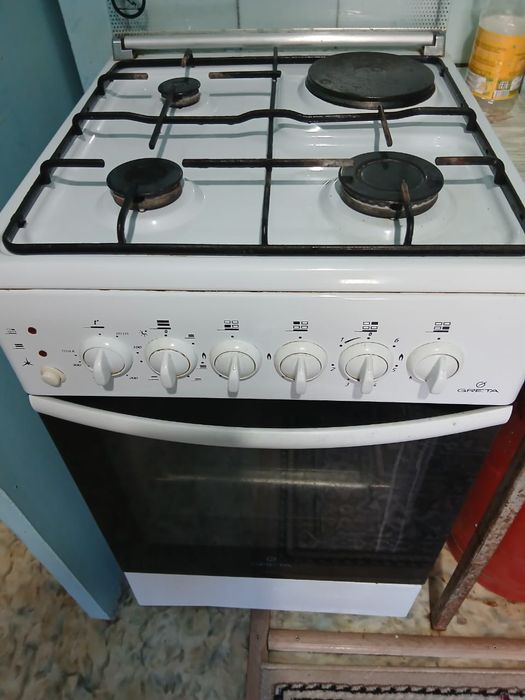 Продам газплиту . Все работает .