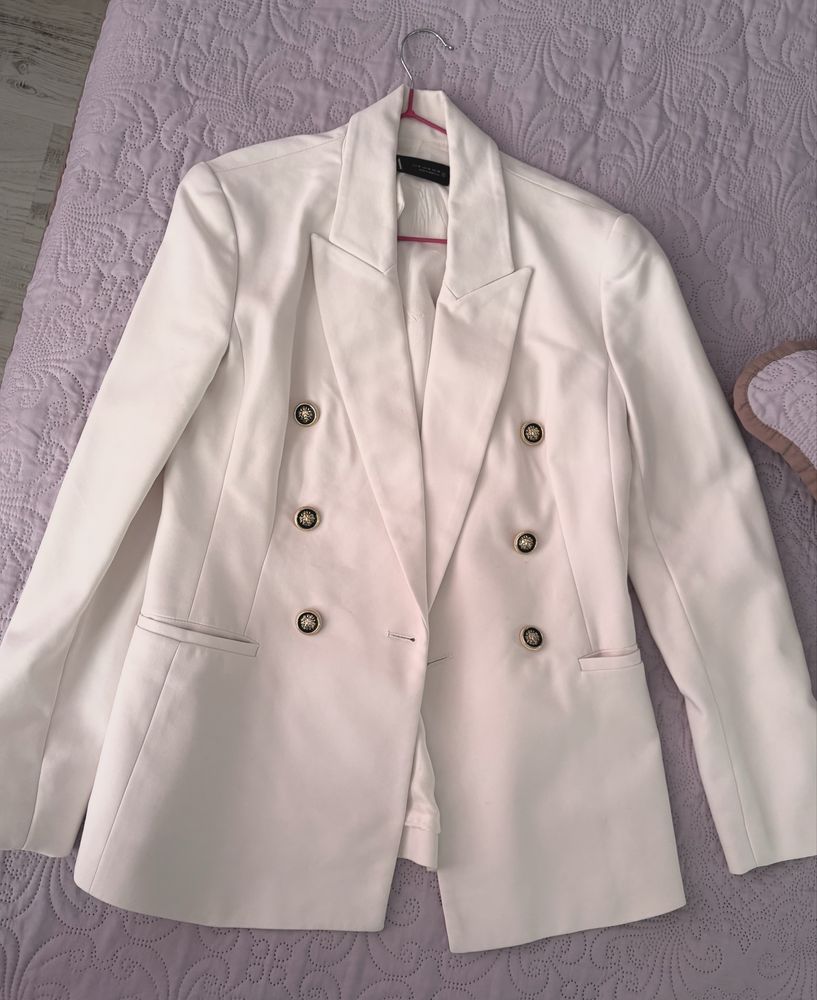 Дамско бяло сако Zara