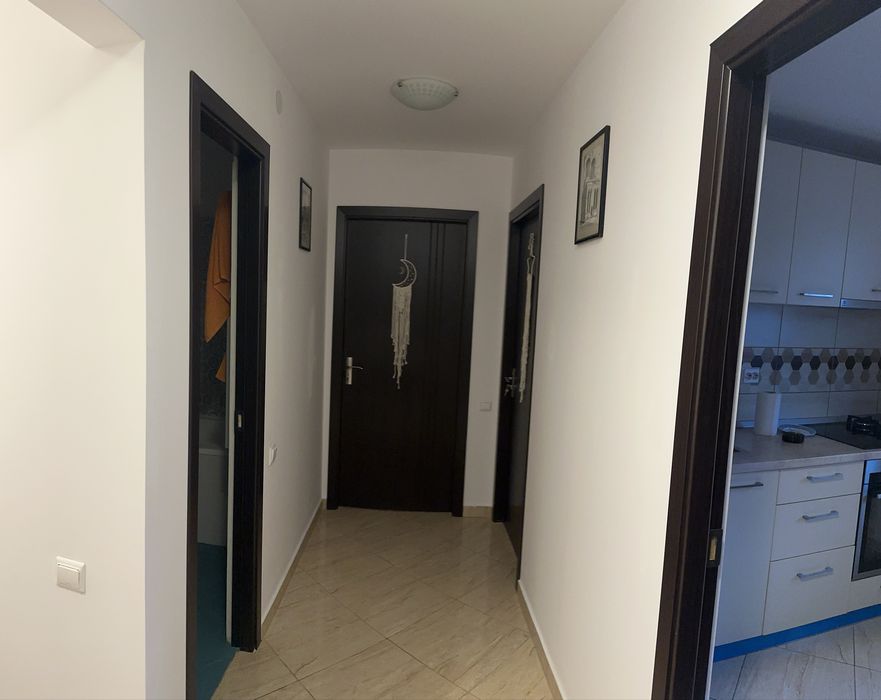 Proprietar, inchiriez apartament 2 camere sector1