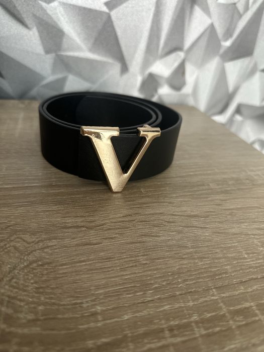 Черен колан Valentino
