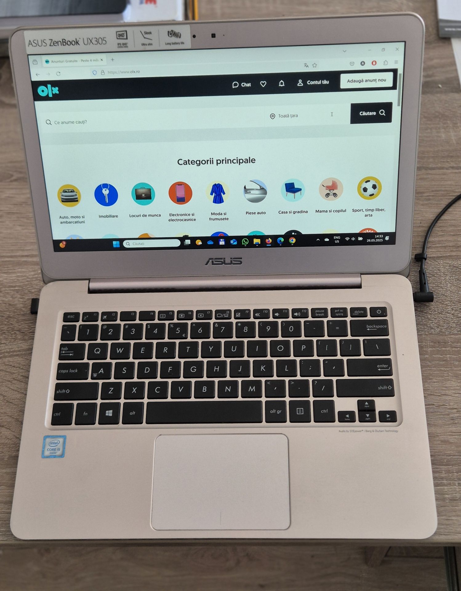 Laptop Asus UX305U Windows 11