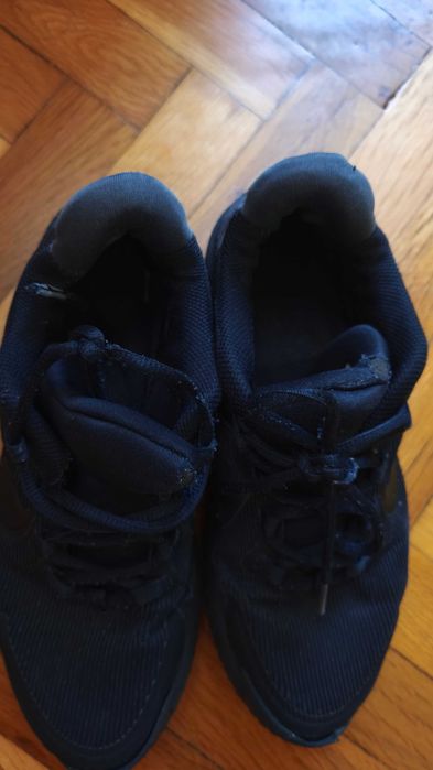 Маратонки Nike 39 номер, uk 6