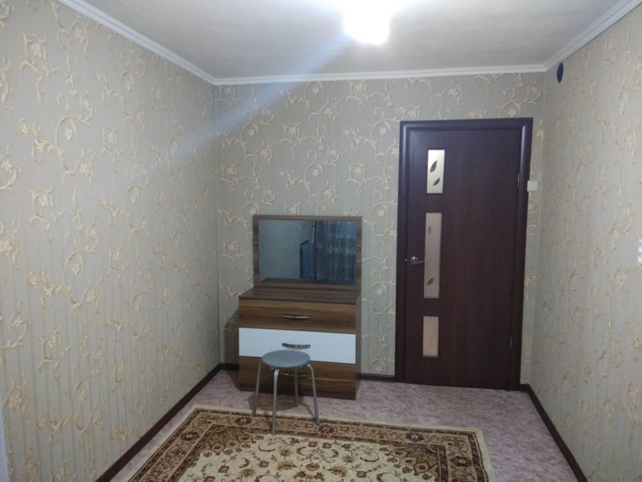 Сдам 3 к.кв 11 мкр с подселением девушке