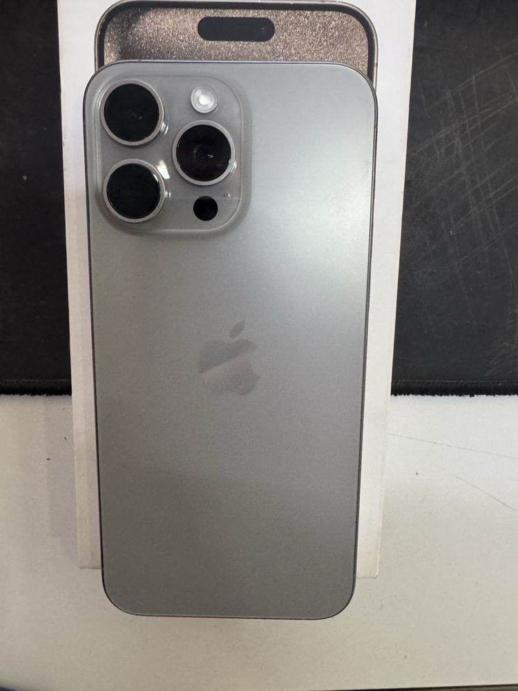 Iphone 15 pro max 256 gb simkartali