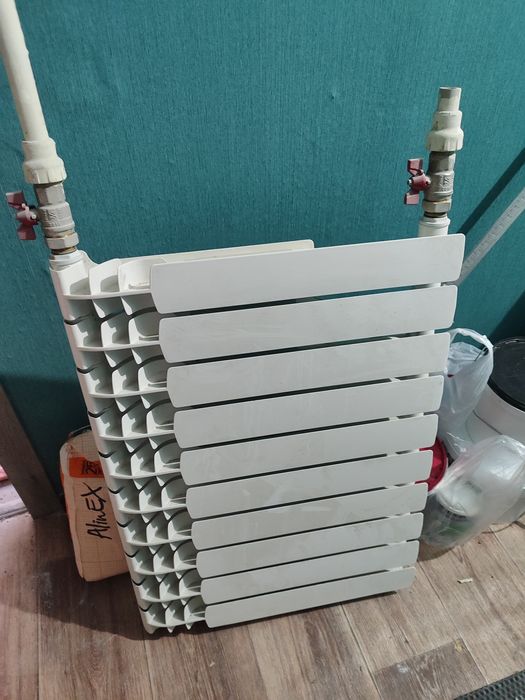 Продам радиатор Б/У