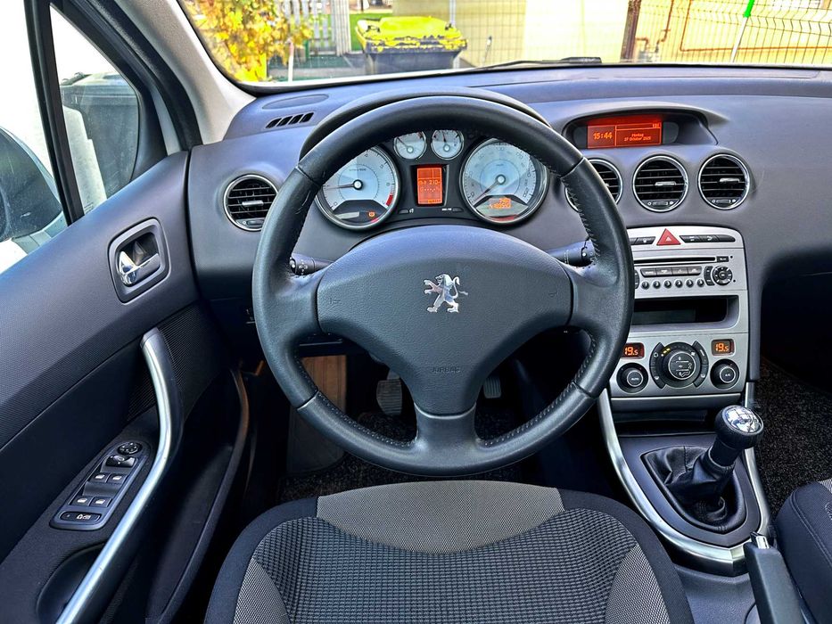 Peugeot 308 1.6 Benzina | An 2010 EURO 4 | RATE | Garanție | Livrare