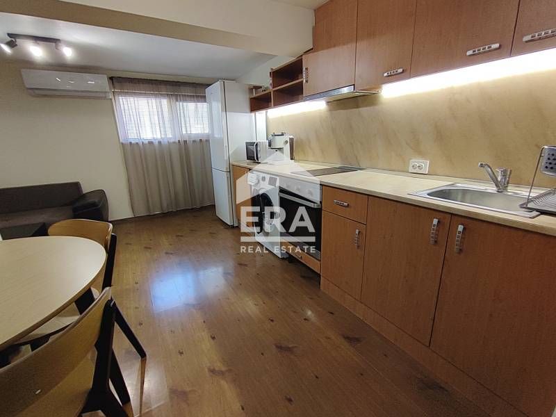 Дава се под наем Двустаен апартамент в Варна, Левски - 66 кв.м за 333 € - Снимка #2