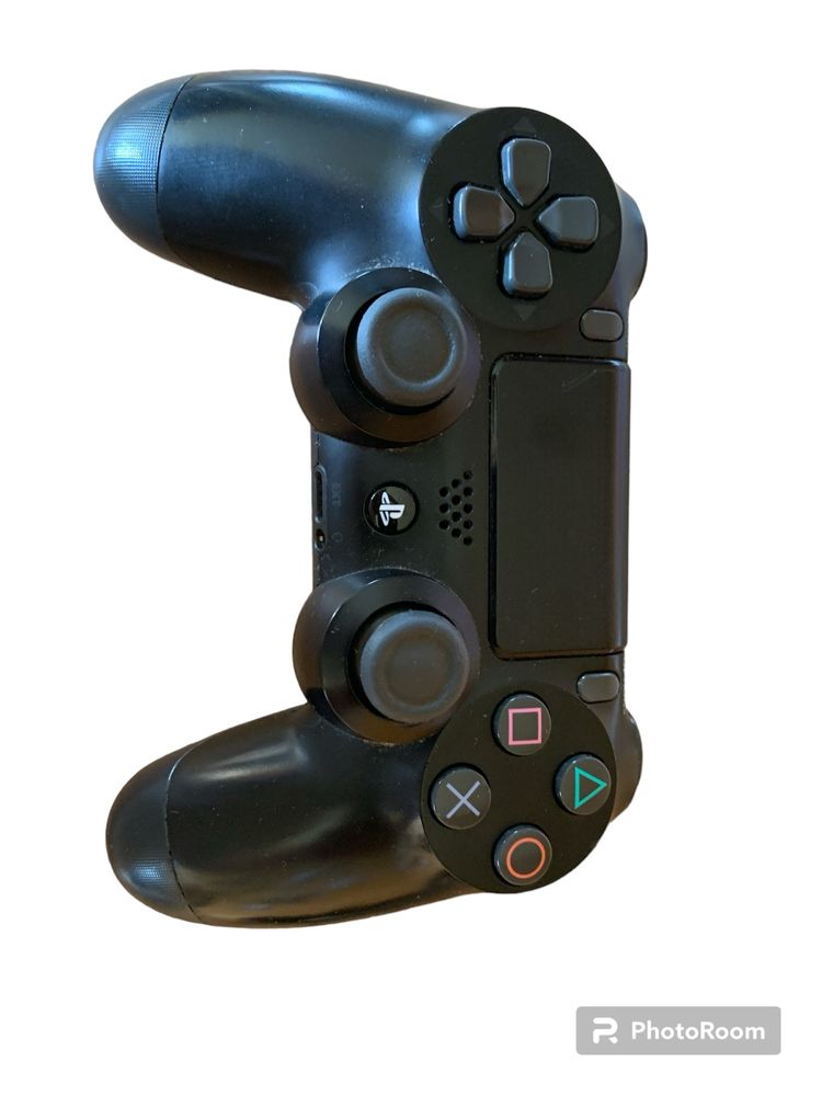 Конзола PlayStation 4