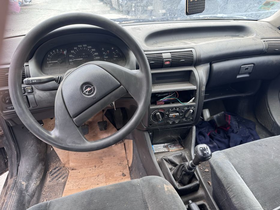 Опел Астра Ф 1.6си 101кс 1996г На Части