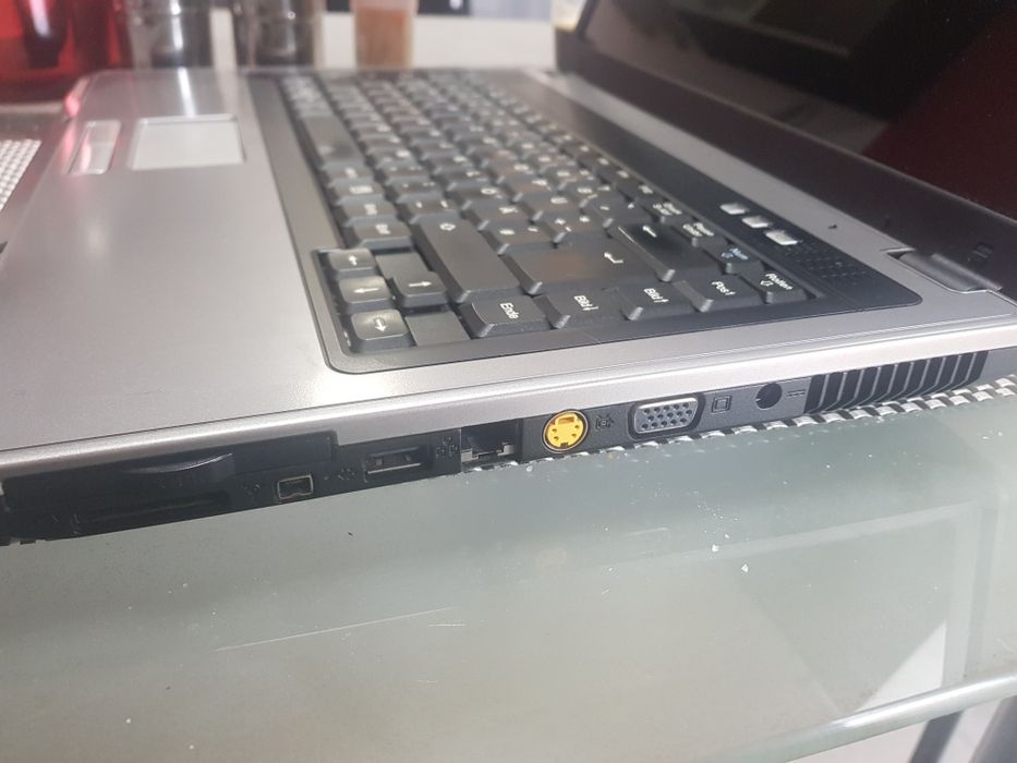 Laptop на Части,