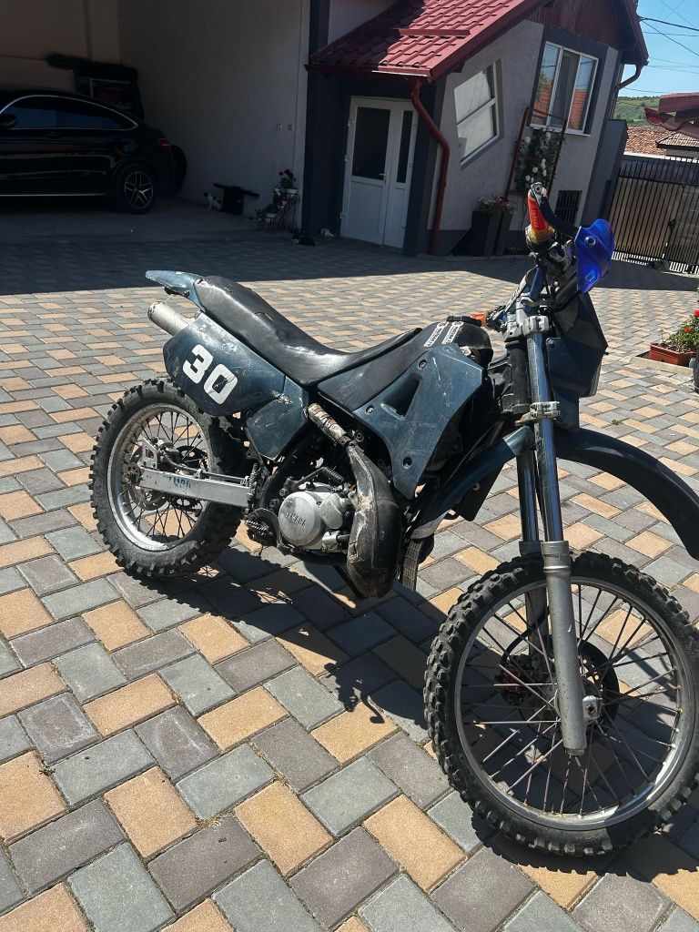 Vând motocross yamaha yzf r125