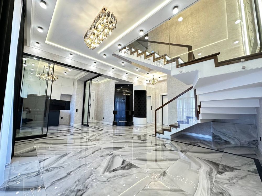 Продается 5х комнатная  квартира с эксклюзивным ремонтом в ЖК Барокко.