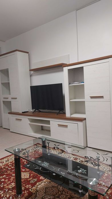 Apartament de închiriat