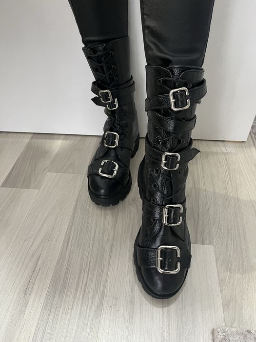 Bocanci negri Moja Combat