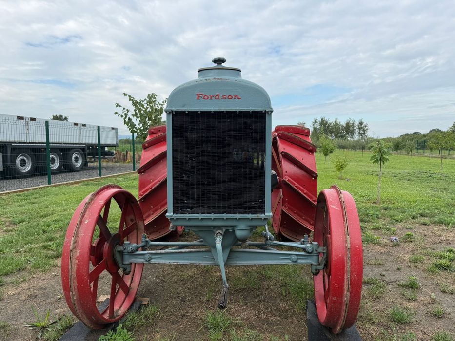 Tractor Fordson 1925 impecabil