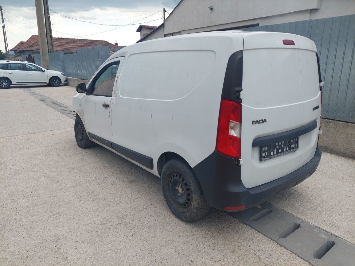 Dezmembrez Dacia Dokker Van 1.5 dci euro 5