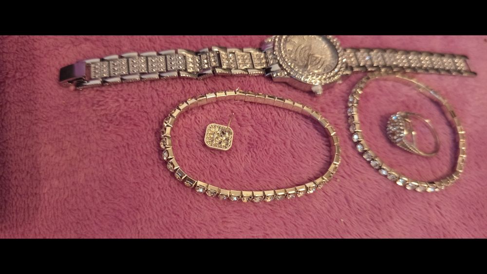 Set bijuterii argintiu