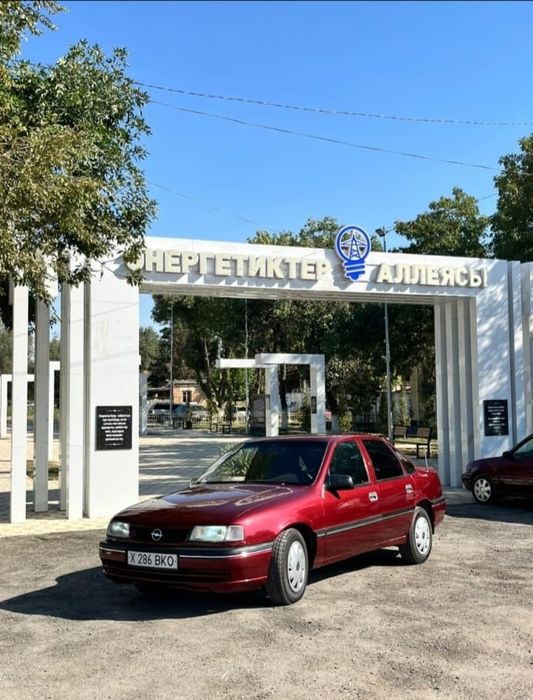 Opel vektra сатылады.
