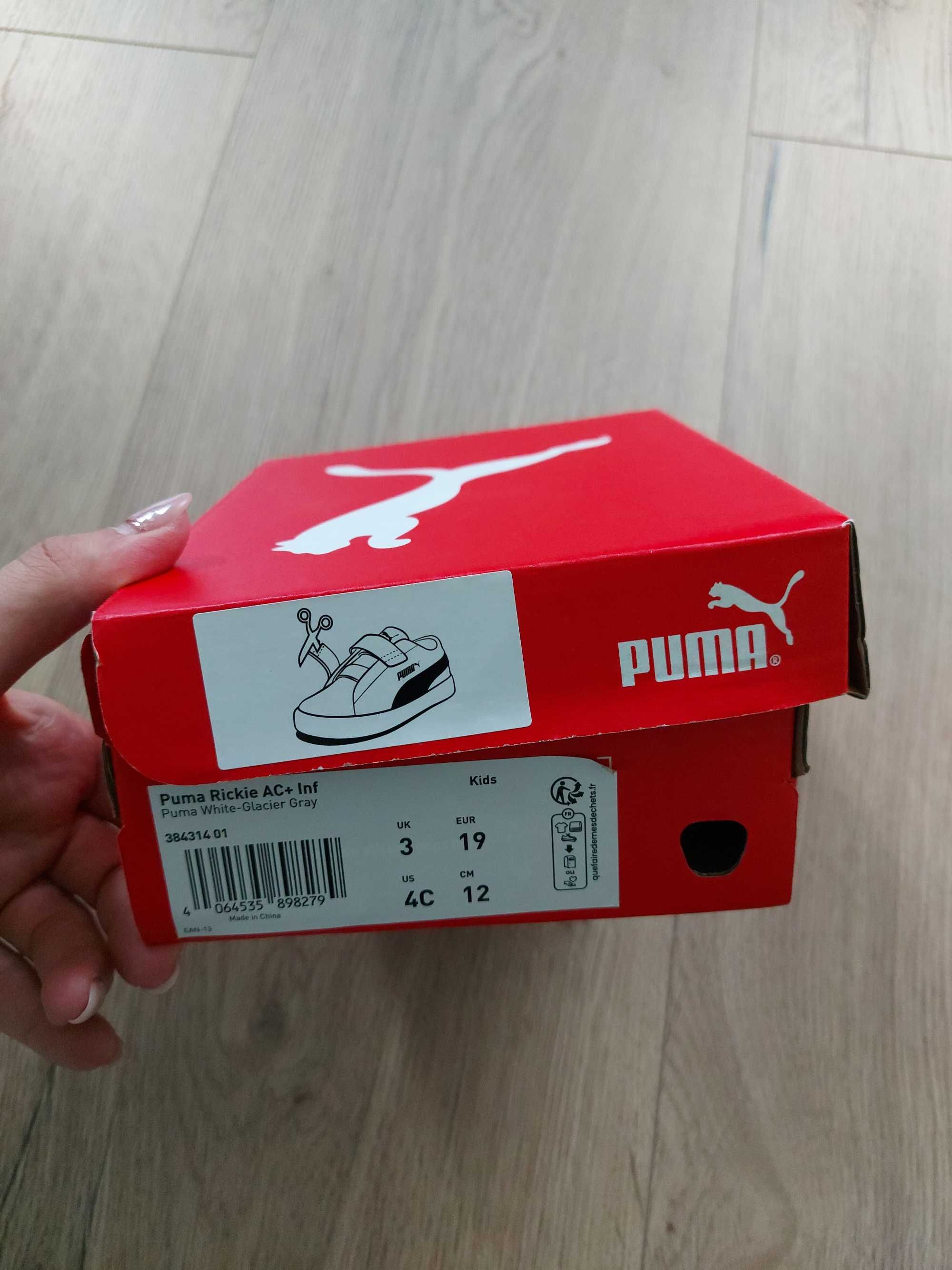 Детски спортни обувки Puma номер 19