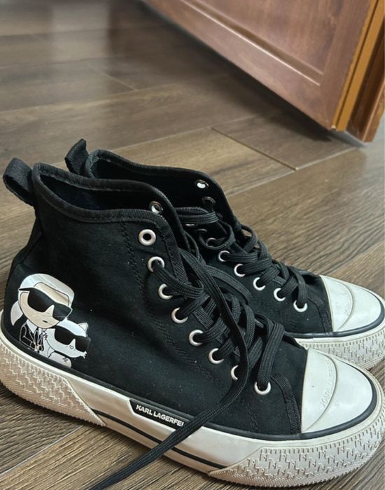 Tenisi karl lagerfeld