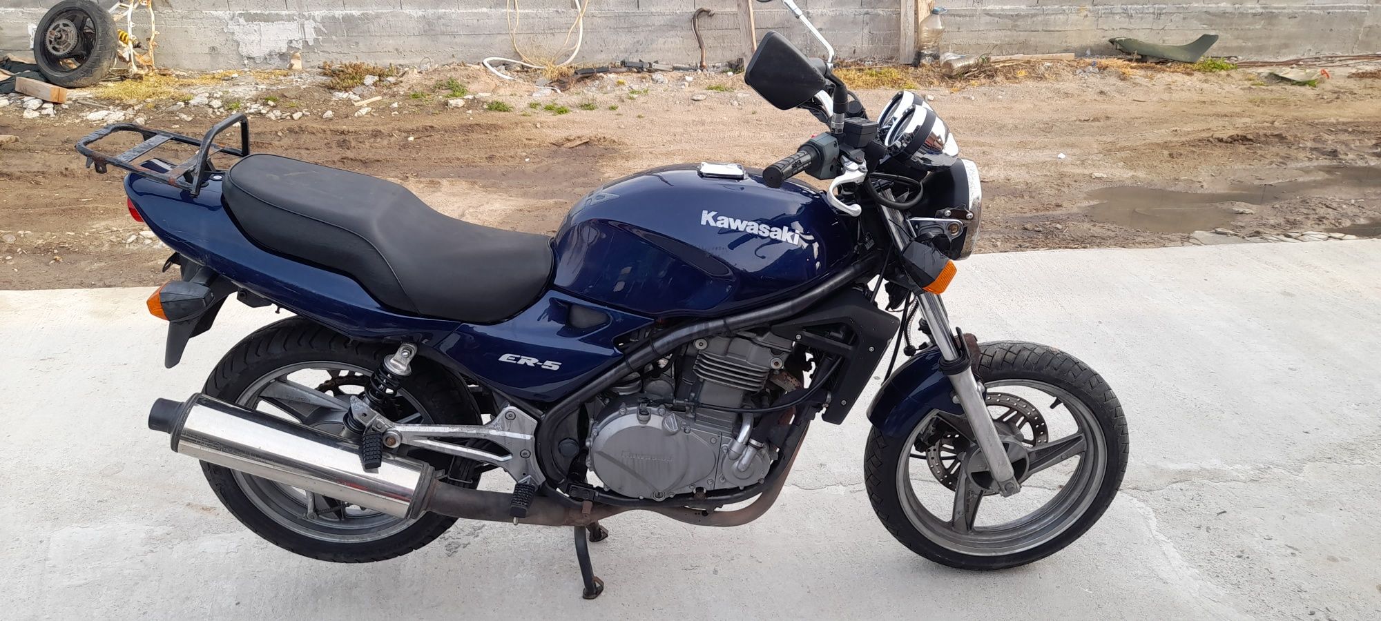 Само на части kawasaki er5