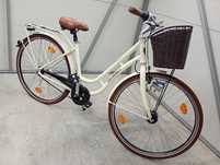 Vând bicicletă damă Triumph,roți 28,cu 7 vit Nexus,frână picior !