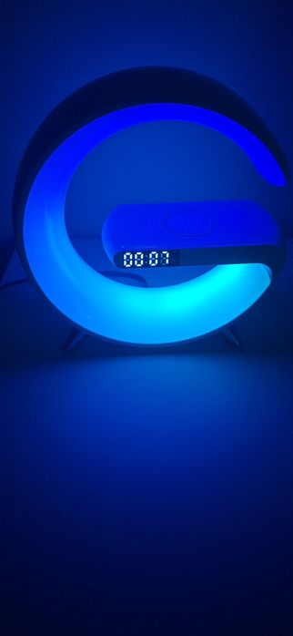 Lampă de veghe multicolora