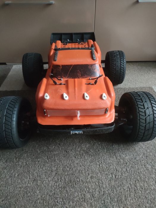 Automodel Arrma Outcast 8S