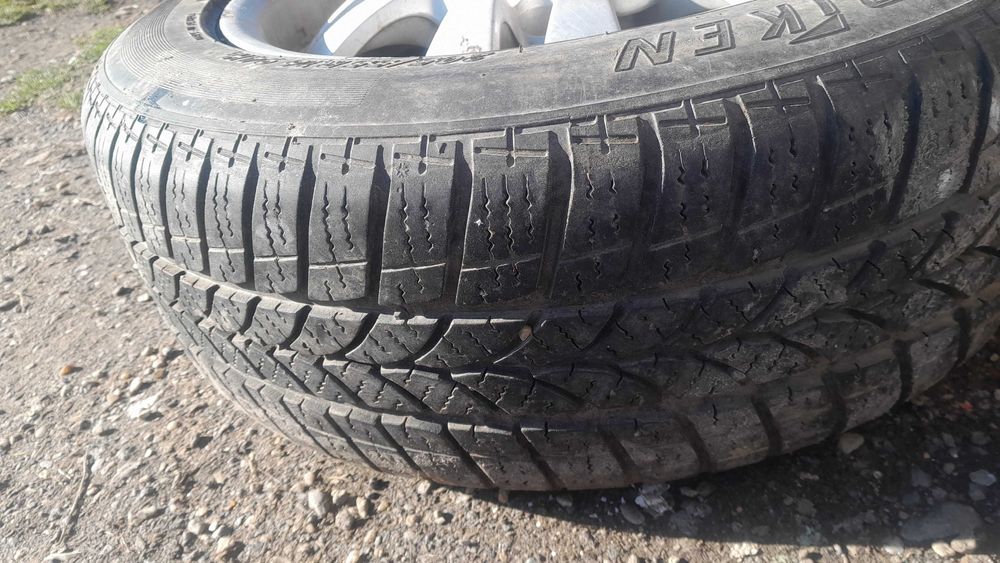 Genti BMW mai mult detali in pv.