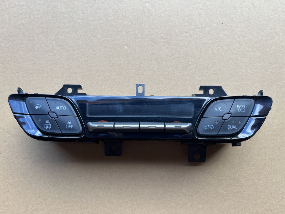 Climatronic / Panou comanda clima Toyota C-HR