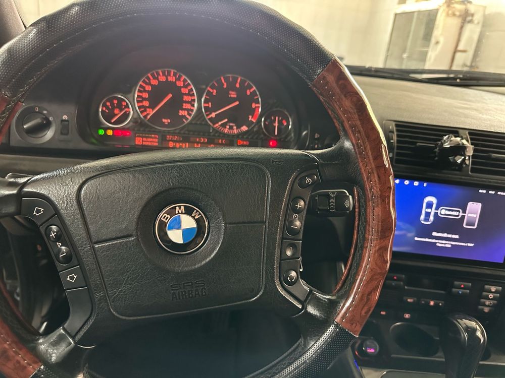 продам BMW E39