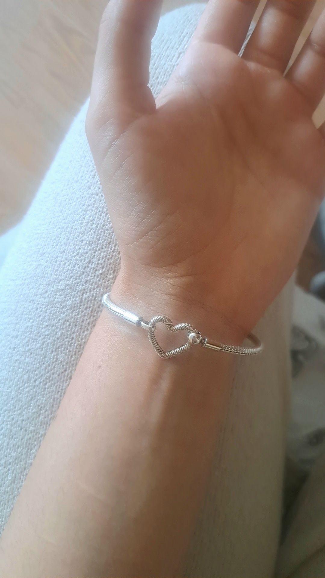 Гривна pandora сърце