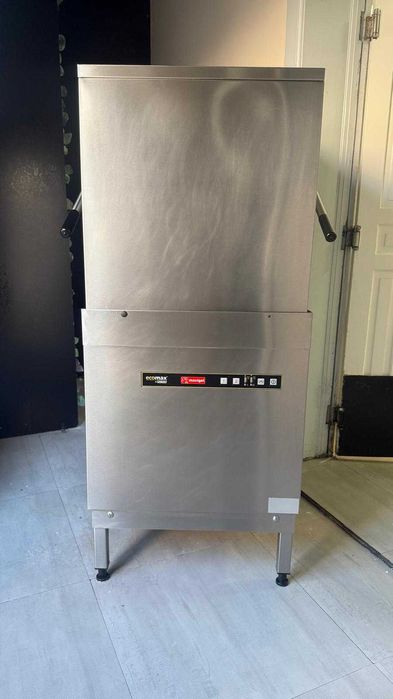 Vând mobilier resturant/bucătărie